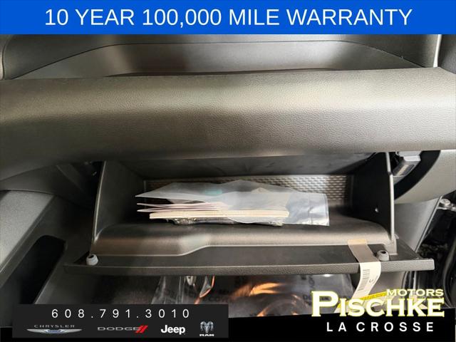 2026 Ram 1500 Express Crew Cab 4x4 57 Box