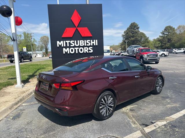 2025 Nissan Altima SV FWD