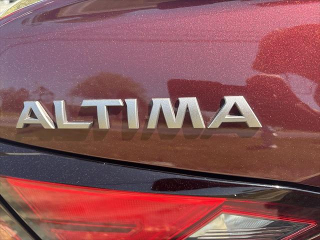 2025 Nissan Altima SV FWD