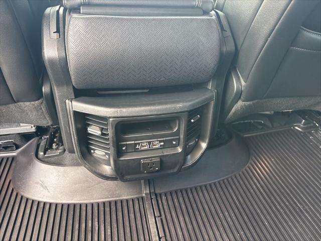 2019 Ram 1500 Laramie Crew Cab 4x4 5'7" Box