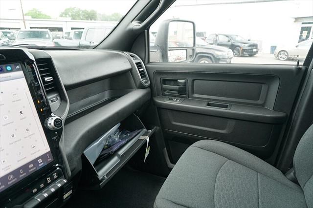 2026 Ram 2500 Tradesman Crew Cab 4x4 6'4" Box