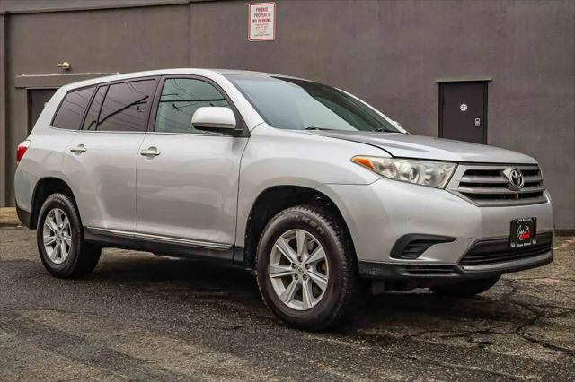 2013 Toyota Highlander SE V6 for sale in Roselle, NJ