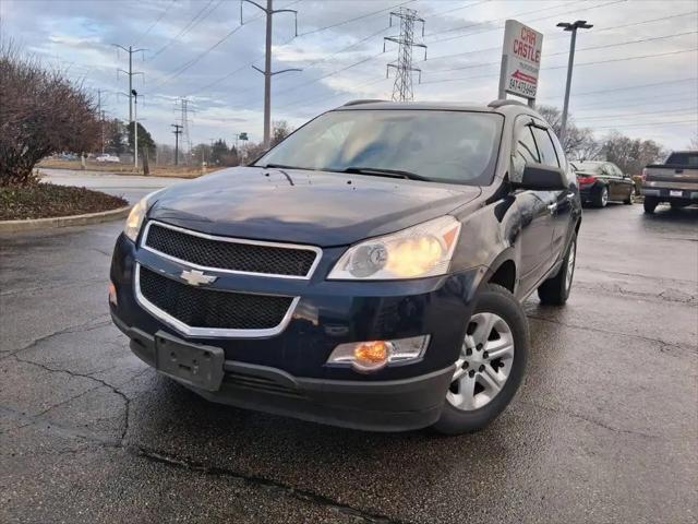 2010 Chevrolet Traverse LS for sale in Waukegan, IL