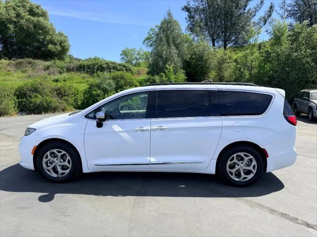 2023 Chrysler Pacifica Limited for sale in Jamestown, CA