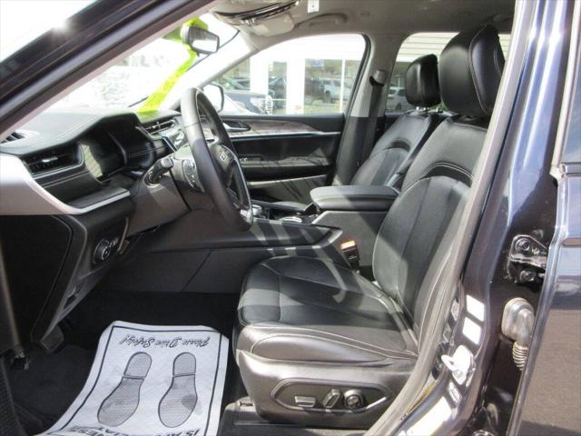 2023 Jeep Grand Cherokee L Limited 4x4