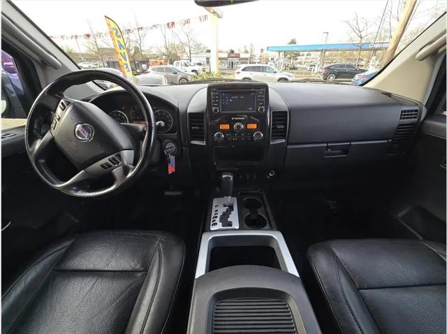 2014 Nissan Titan SL
