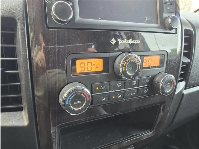 2014 Nissan Titan SL
