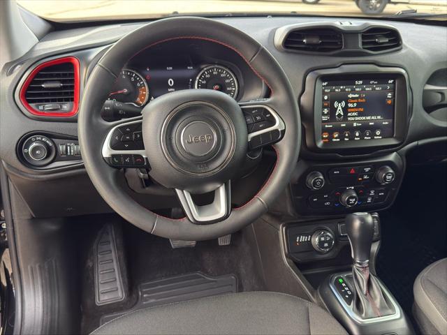 2023 Jeep Renegade Trailhawk 4x4