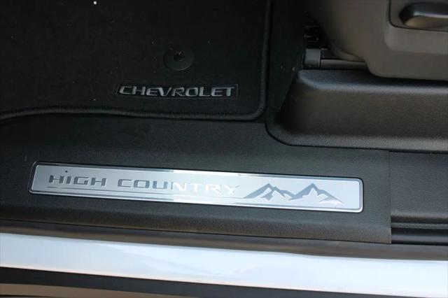 2026 Chevrolet Suburban High Country, 4WD