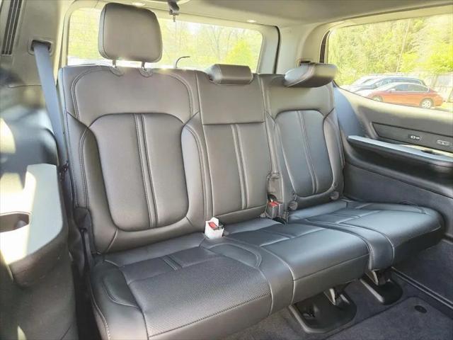 2026 Jeep Grand Wagoneer Upland 4x4