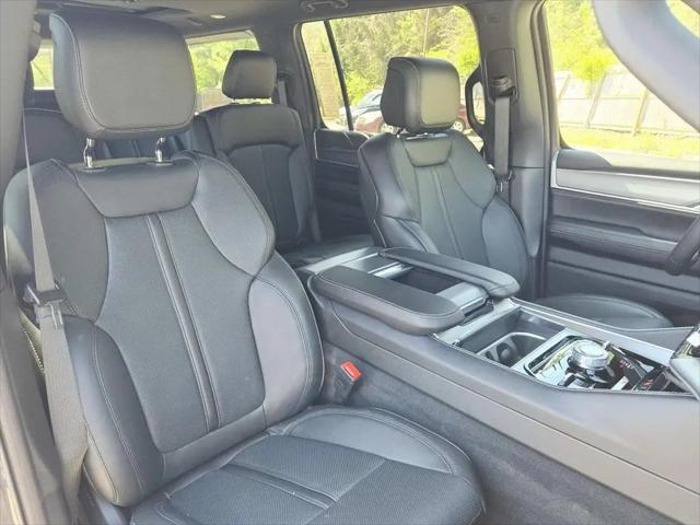 2026 Jeep Grand Wagoneer Upland 4x4