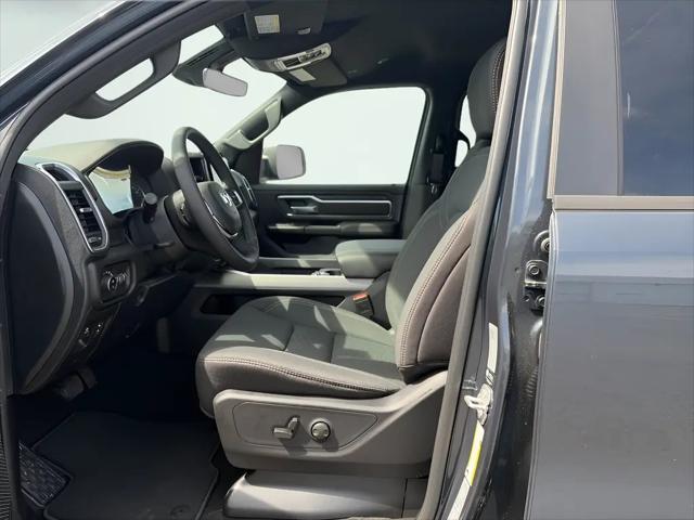 2026 Ram 1500 Big Horn Crew Cab 4x4 5'7" Box
