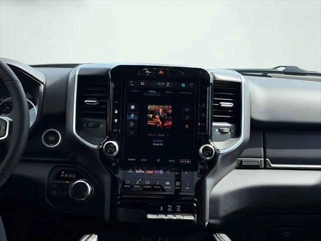 2026 Ram 1500 Big Horn Crew Cab 4x4 5'7" Box