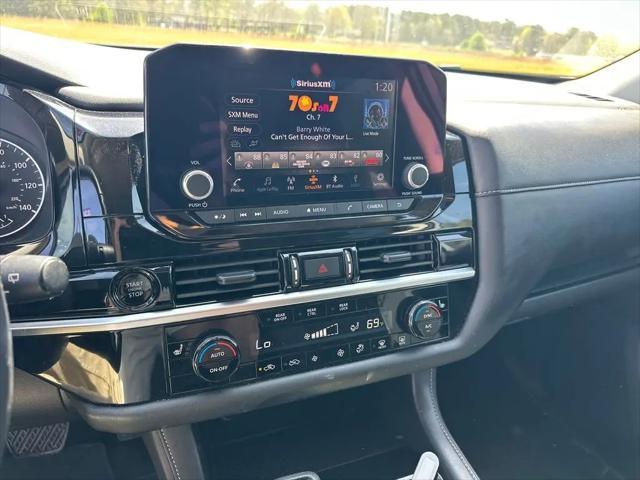 2025 Nissan Pathfinder SV 4WD