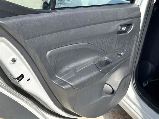 2025 Nissan Versa 1.6 S