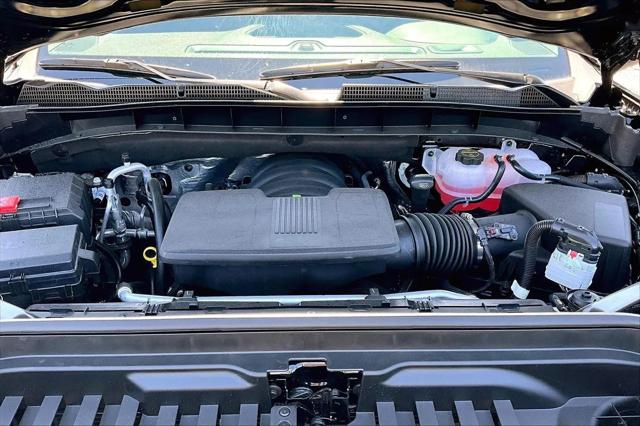 2026 GMC Sierra 1500 Double Cab, Standard Bed, Pro, 4WD
