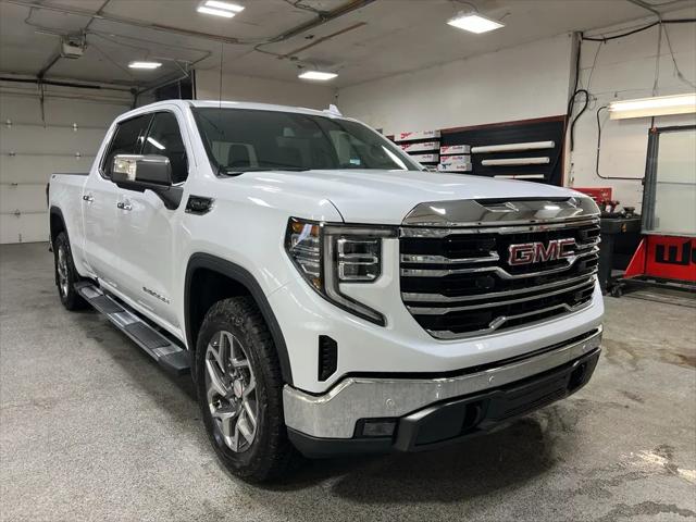 2026 GMC Sierra 1500 Crew Cab, Standard Bed, SLT, 4WD