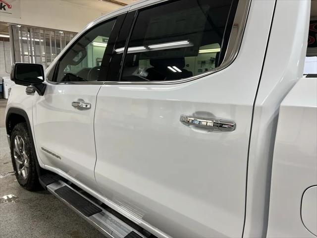 2026 GMC Sierra 1500 Crew Cab, Standard Bed, SLT, 4WD