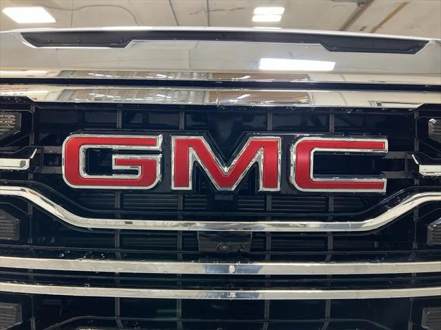 2026 GMC Sierra 1500 Crew Cab, Standard Bed, SLT, 4WD