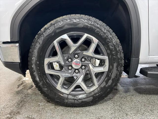 2026 GMC Sierra 1500 Crew Cab, Standard Bed, SLT, 4WD