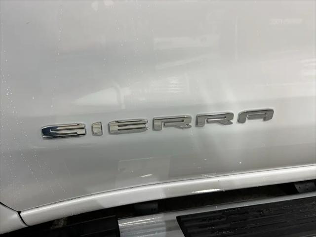2026 GMC Sierra 1500 Crew Cab, Standard Bed, SLT, 4WD
