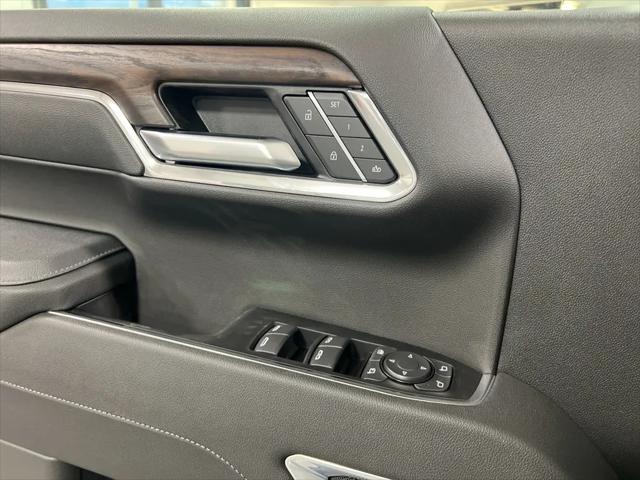 2026 GMC Sierra 1500 Crew Cab, Standard Bed, SLT, 4WD
