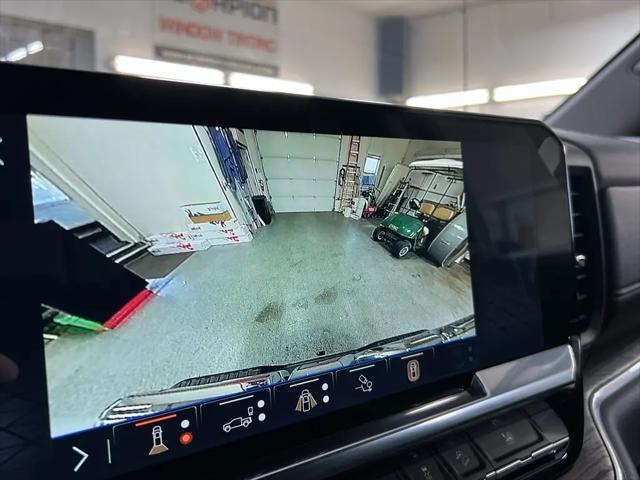 2026 GMC Sierra 1500 Crew Cab, Standard Bed, SLT, 4WD
