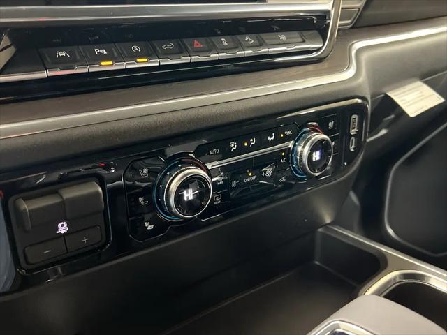 2026 GMC Sierra 1500 Crew Cab, Standard Bed, SLT, 4WD