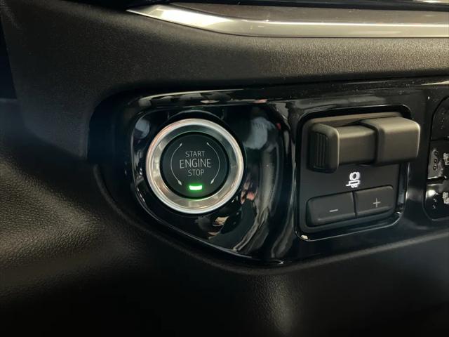 2026 GMC Sierra 1500 Crew Cab, Standard Bed, SLT, 4WD