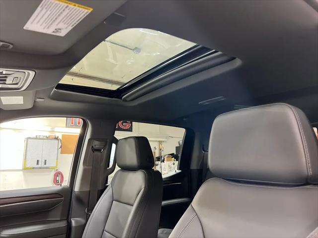 2026 GMC Sierra 1500 Crew Cab, Standard Bed, SLT, 4WD