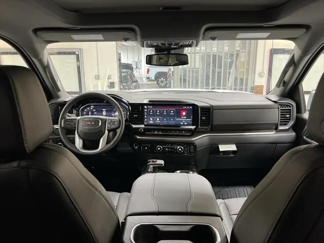 2026 GMC Sierra 1500 Crew Cab, Standard Bed, SLT, 4WD