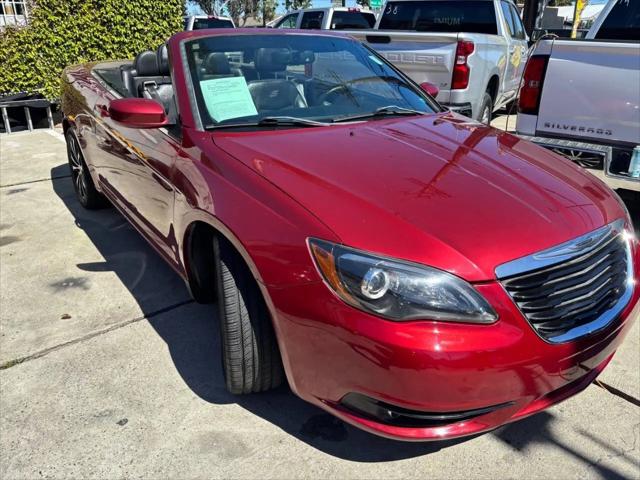 2012 Chrysler 200 S