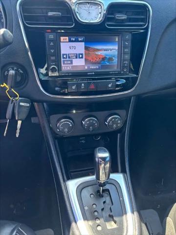2012 Chrysler 200 S