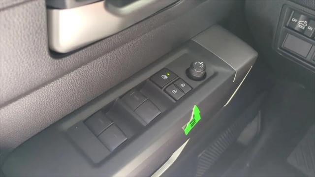 2026 Toyota Tundra SR5 CrewMax 5.5' Bed