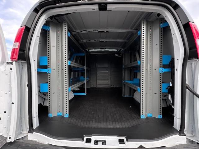 2025 GMC Savana Cargo RWD 2500 Regular Wheelbase Work Van