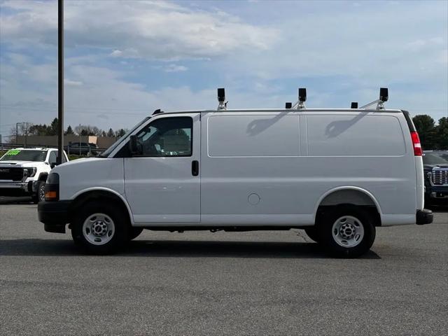 2025 GMC Savana Cargo RWD 2500 Regular Wheelbase Work Van