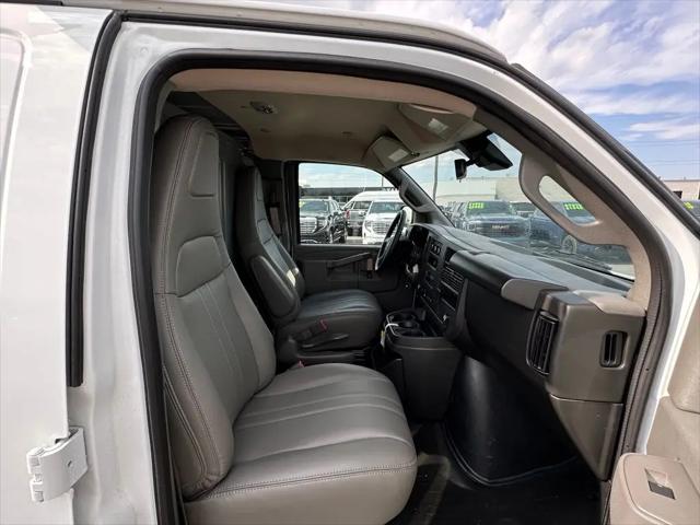 2025 GMC Savana Cargo RWD 2500 Regular Wheelbase Work Van