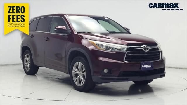 2015 Toyota Highlander LE Plus V6 for sale in Houston, TX