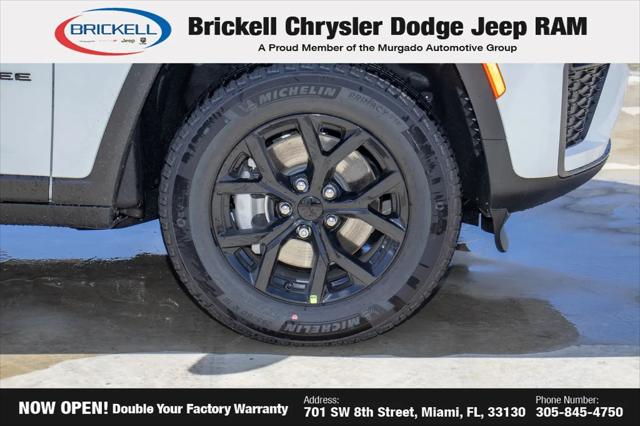 2026 Jeep Grand Cherokee L Altitude 4x4