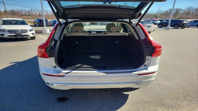 2023 Volvo XC60 B5 Plus Bright Theme