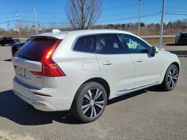 2023 Volvo XC60 B5 Plus Bright Theme