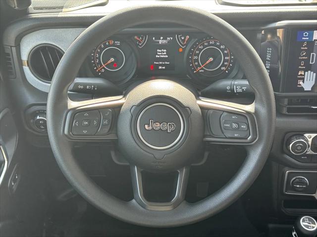 2026 Jeep Gladiator Sport