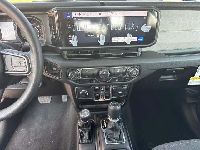 2026 Jeep Gladiator Sport