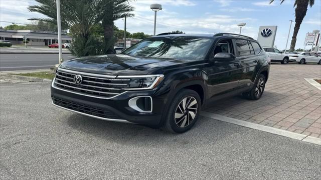 2026 Volkswagen Atlas SE with Technology