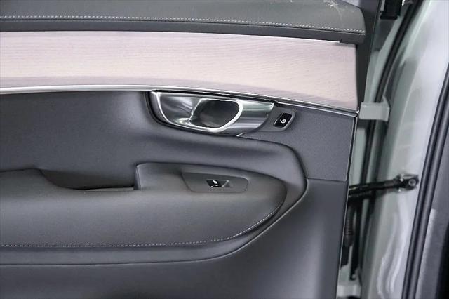 2026 Volvo XC90 Plug-In Hybrid Plus, T8 AWD, Electric/Gasoline, Bright, 6 Seats