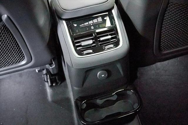 2026 Volvo XC90 Plug-In Hybrid Plus, T8 AWD, Electric/Gasoline, Bright, 6 Seats