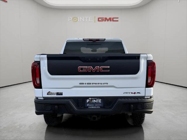 2023 GMC Sierra 1500 4WD Crew Cab Short Box AT4X