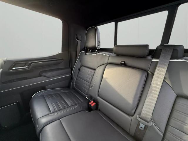 2023 GMC Sierra 1500 4WD Crew Cab Short Box AT4X