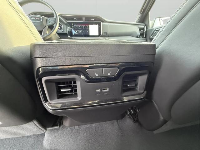 2023 GMC Sierra 1500 4WD Crew Cab Short Box AT4X