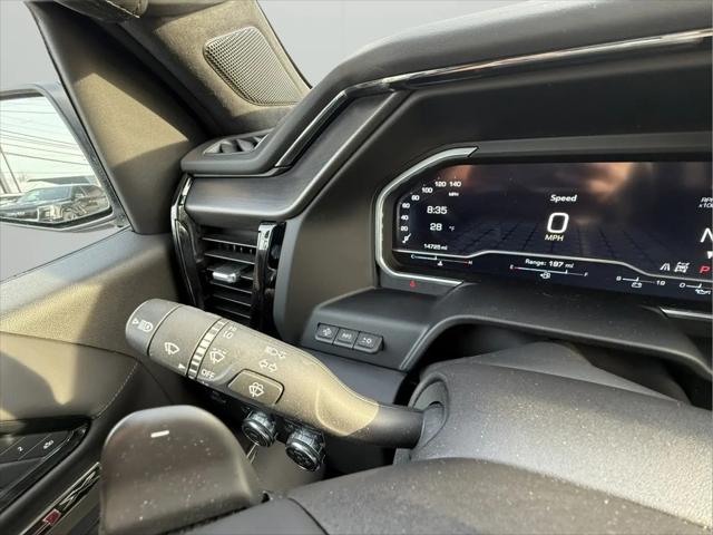 2023 GMC Sierra 1500 4WD Crew Cab Short Box AT4X